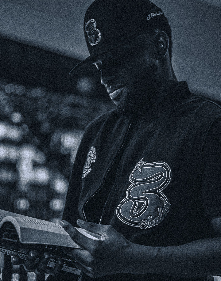 SIGNATURE FITTED CAP