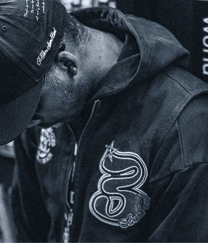 SIGNATURE FITTED CAP